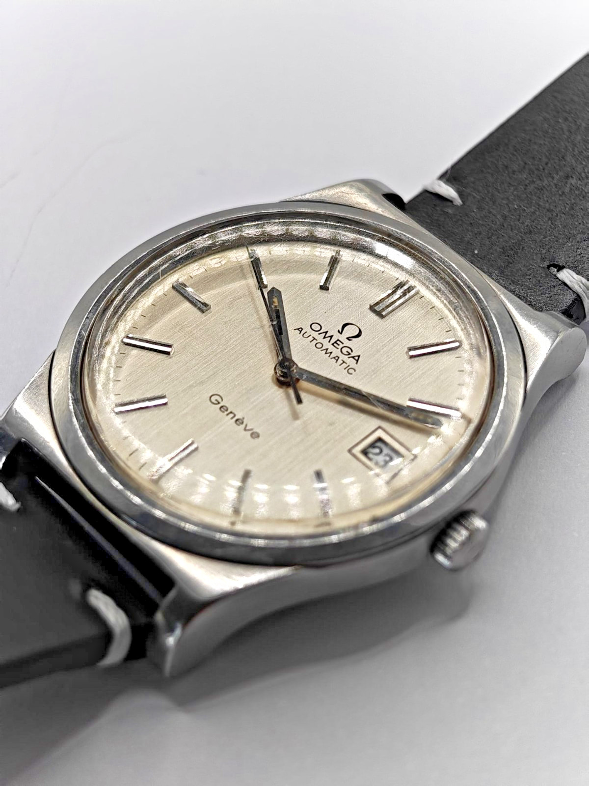Vintage Omega Genève 166.0168 Automatic Cal 1012 Large 36mm Steel Date
