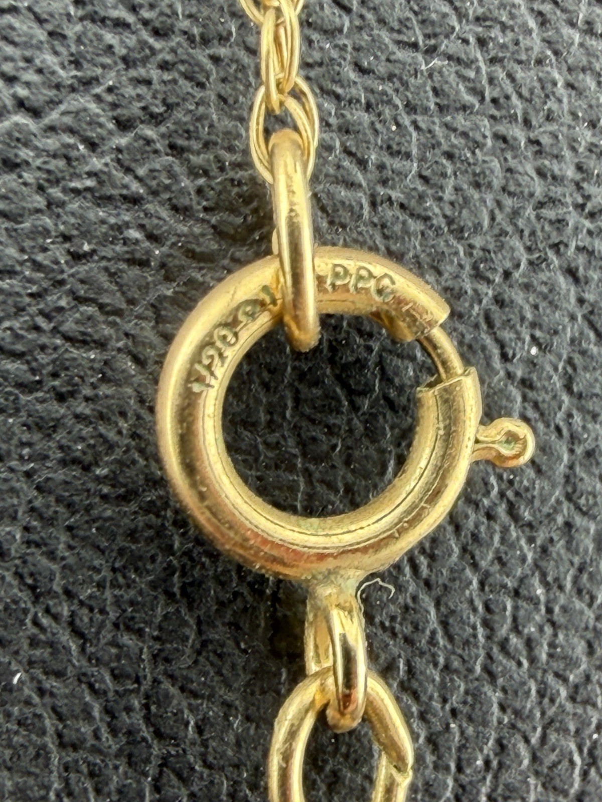 PPC Princess Pride Creations 1/20 14k Gold Filled St. Mary Locket Photo Pendant