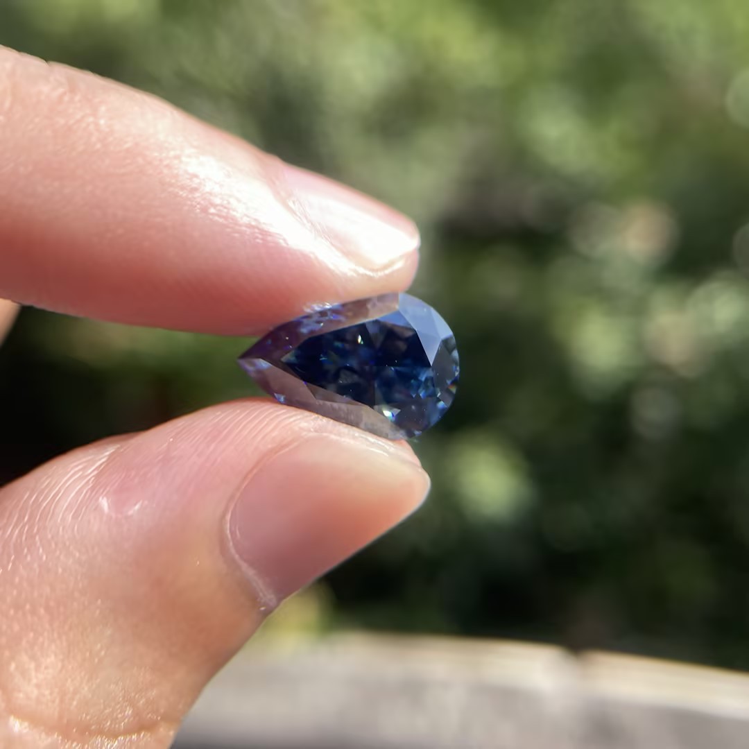 GRA VVS1 Round/Oval/Pear Royal Blue 0.1ct-5ct Multiple Shapes Loose Moissanite