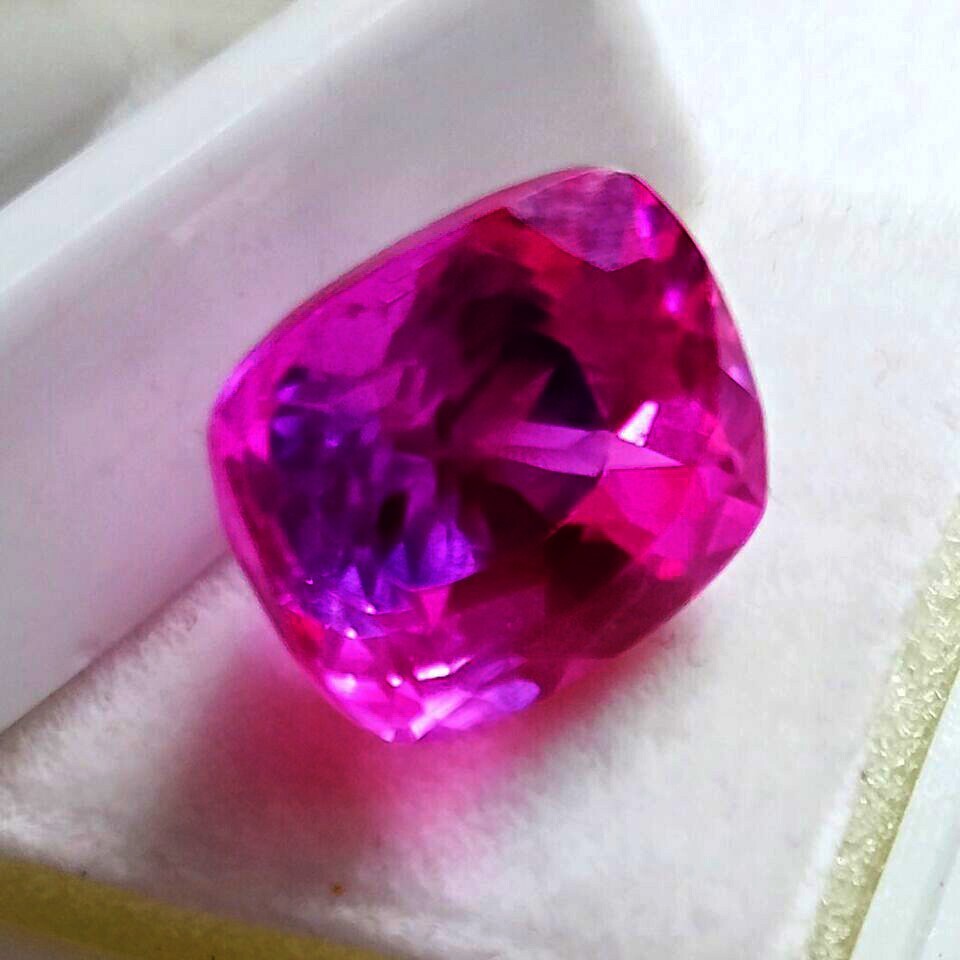 Pitambari Sapphire Cushion Cut Natural Bi-Color Certified Loose Gemstone 10.85Ct