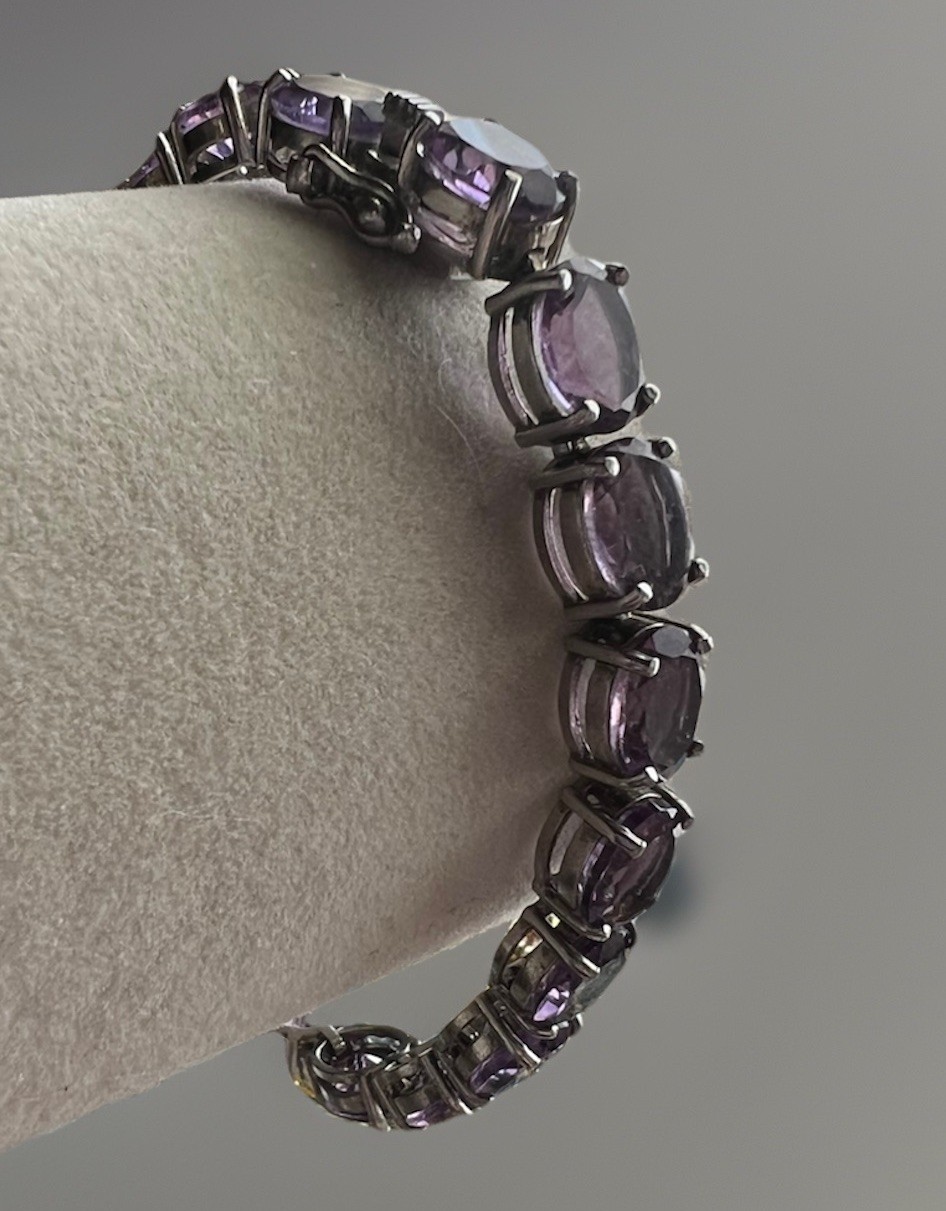 Sterling Silver Amethyst Tennis Bracelet 20 Gems 8mm X 7mm Oval 7.5 In Wt 19g