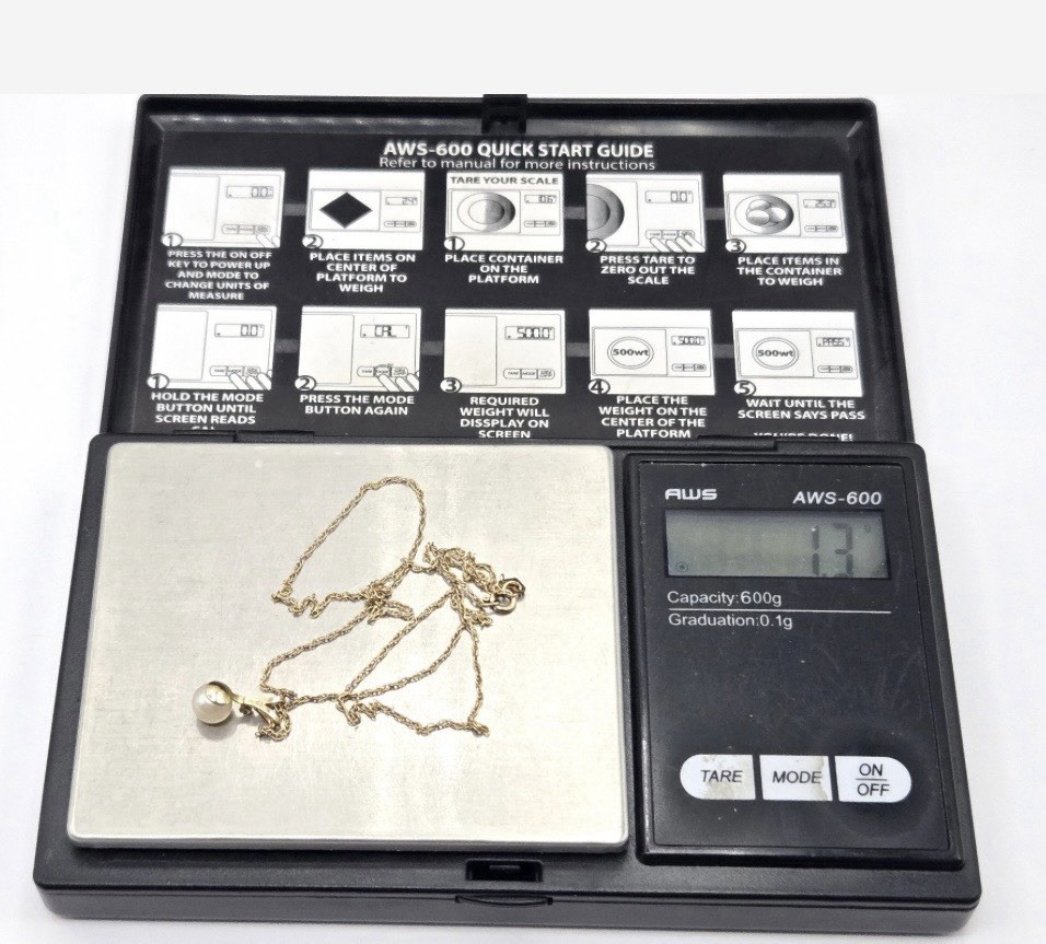 14K Yellow Gold Diamond and Pearl Necklace Twisted Rope Chain 1.3g