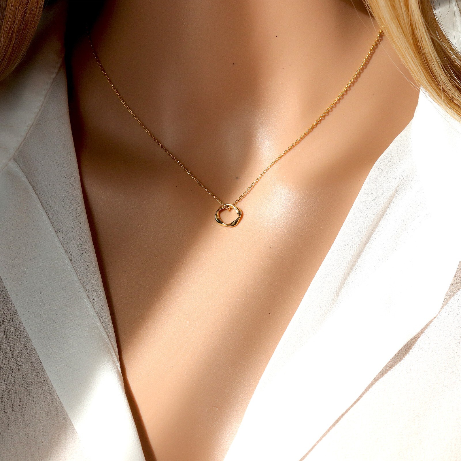 Single Circle Necklace, Pendant Necklace, 18K Gold Plated Chain Necklace