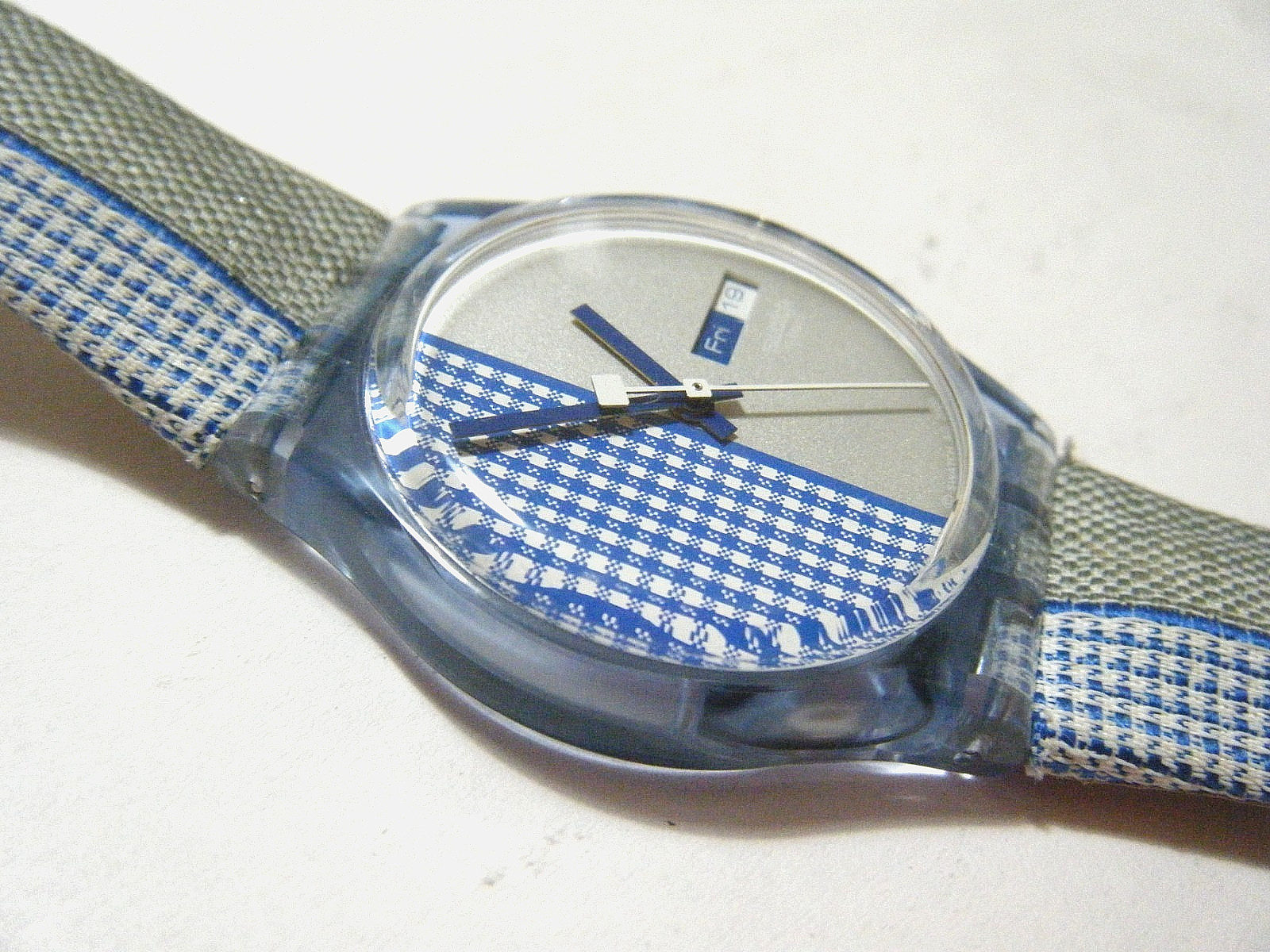 2001 Vintage SWATCH Nursery Time Watch GN714 New Battery Very Good