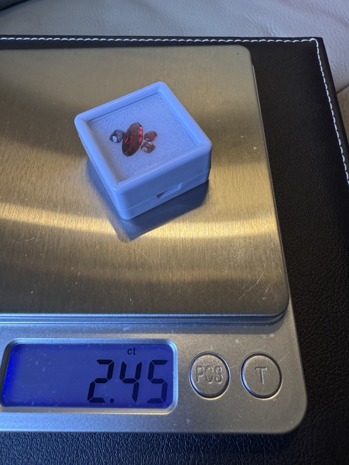 2.4-carat natural, unheated Burmese spinel; seller based in the USA.