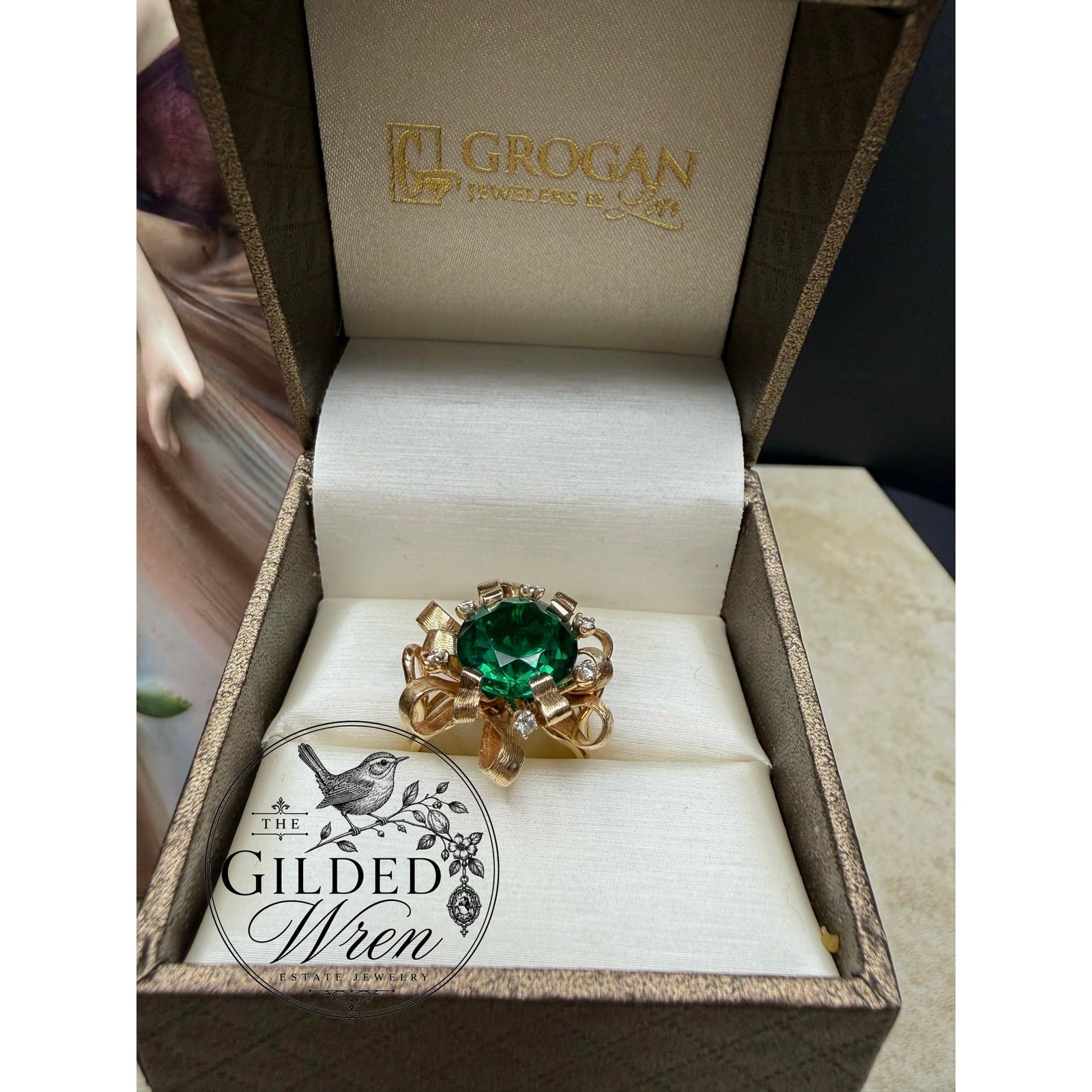 Vintage 14K Gold Hollywood Regency Ribbon Ring | Simulated Emerald 9.28g Sz 6.5