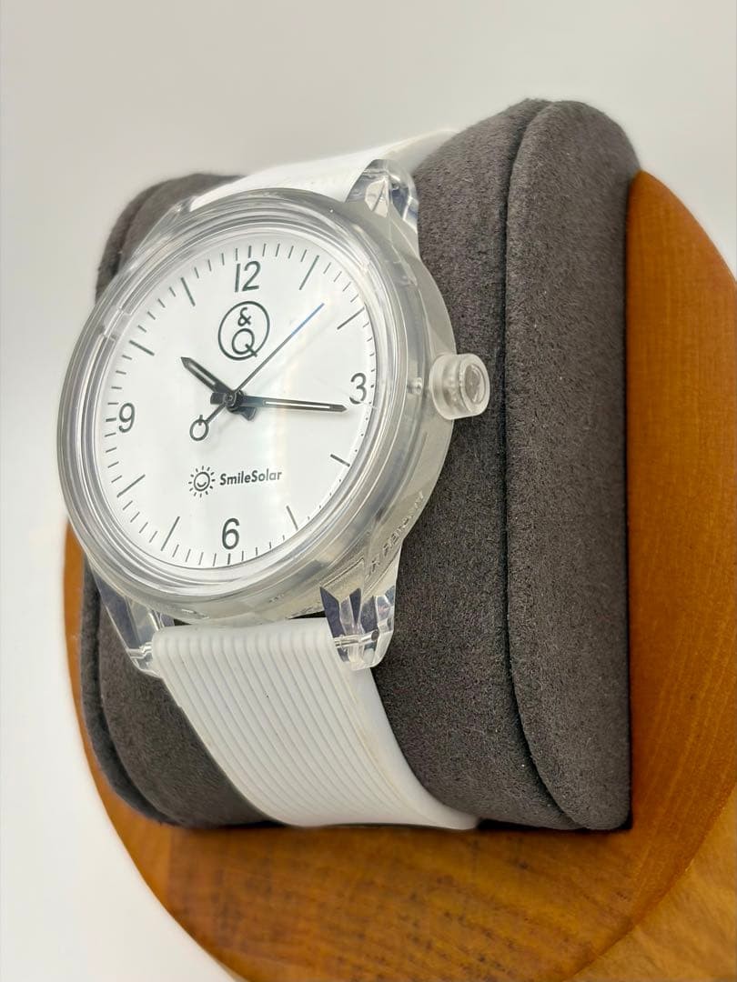 CITIZEN Q&Q SmileSolar Analog Watch