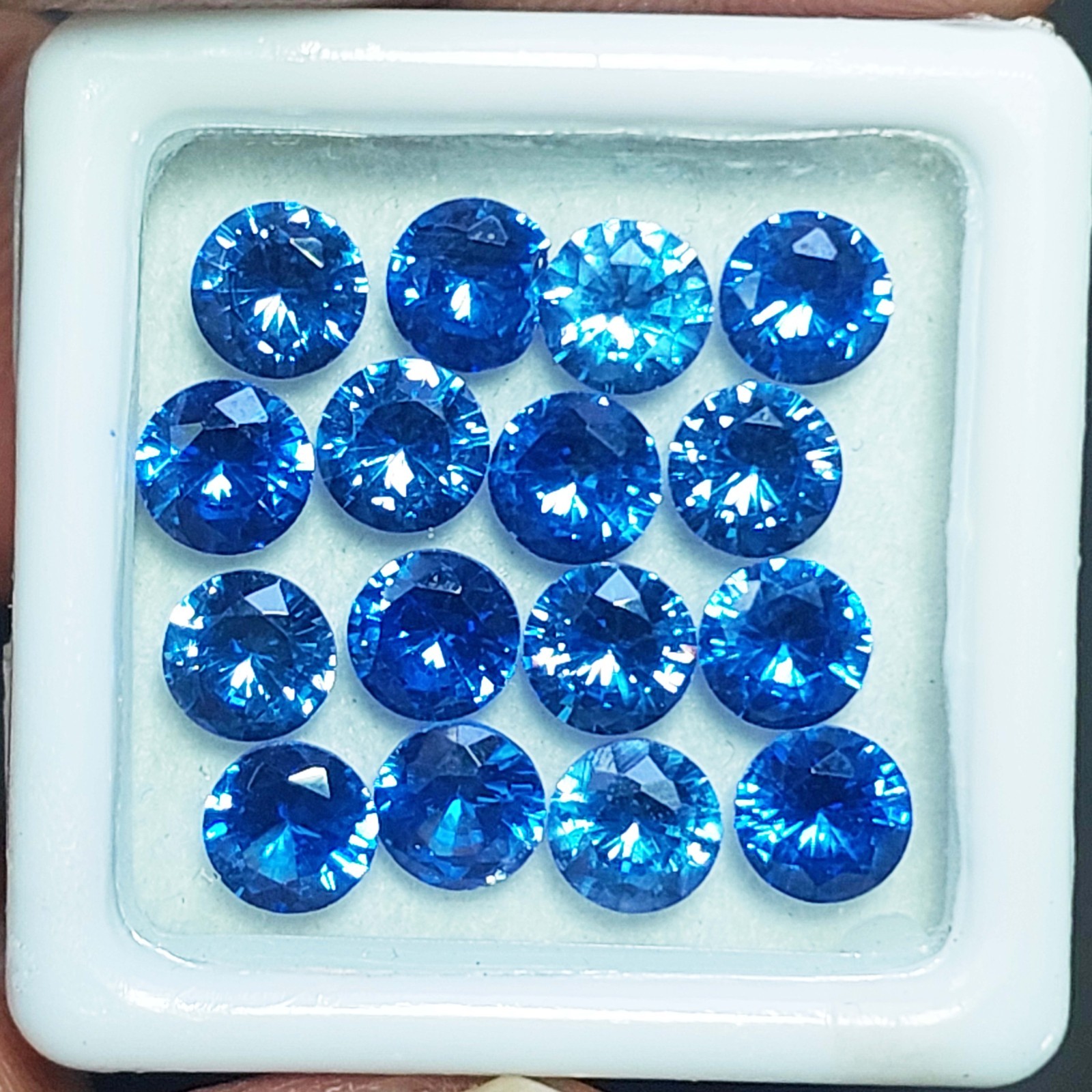 Natural Blue Sapphire 6MM Round 16 Pc Certified Loose Gemstone Parcel