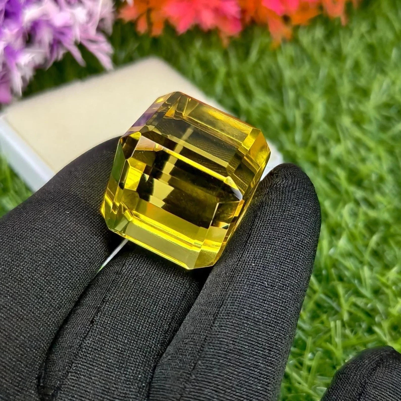 50 Ct Natural Yellow Sapphire Cube Cut Certified Loose Gemstone