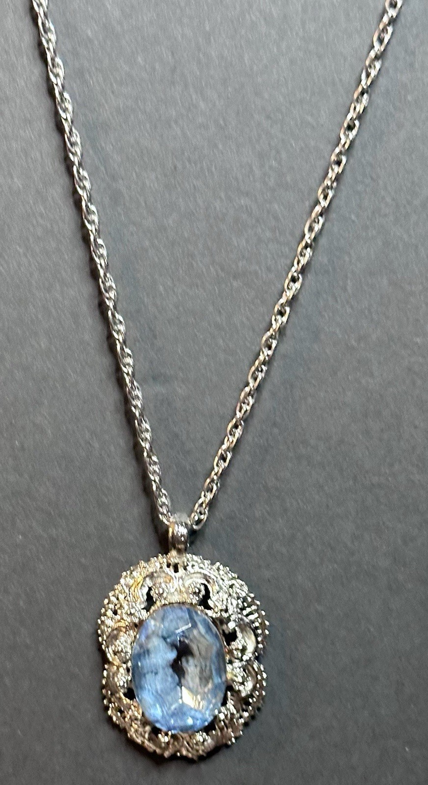 Vintage Silver Foil Back Aquamarine Rhinestone Pendant Rope 24” Chain Necklace