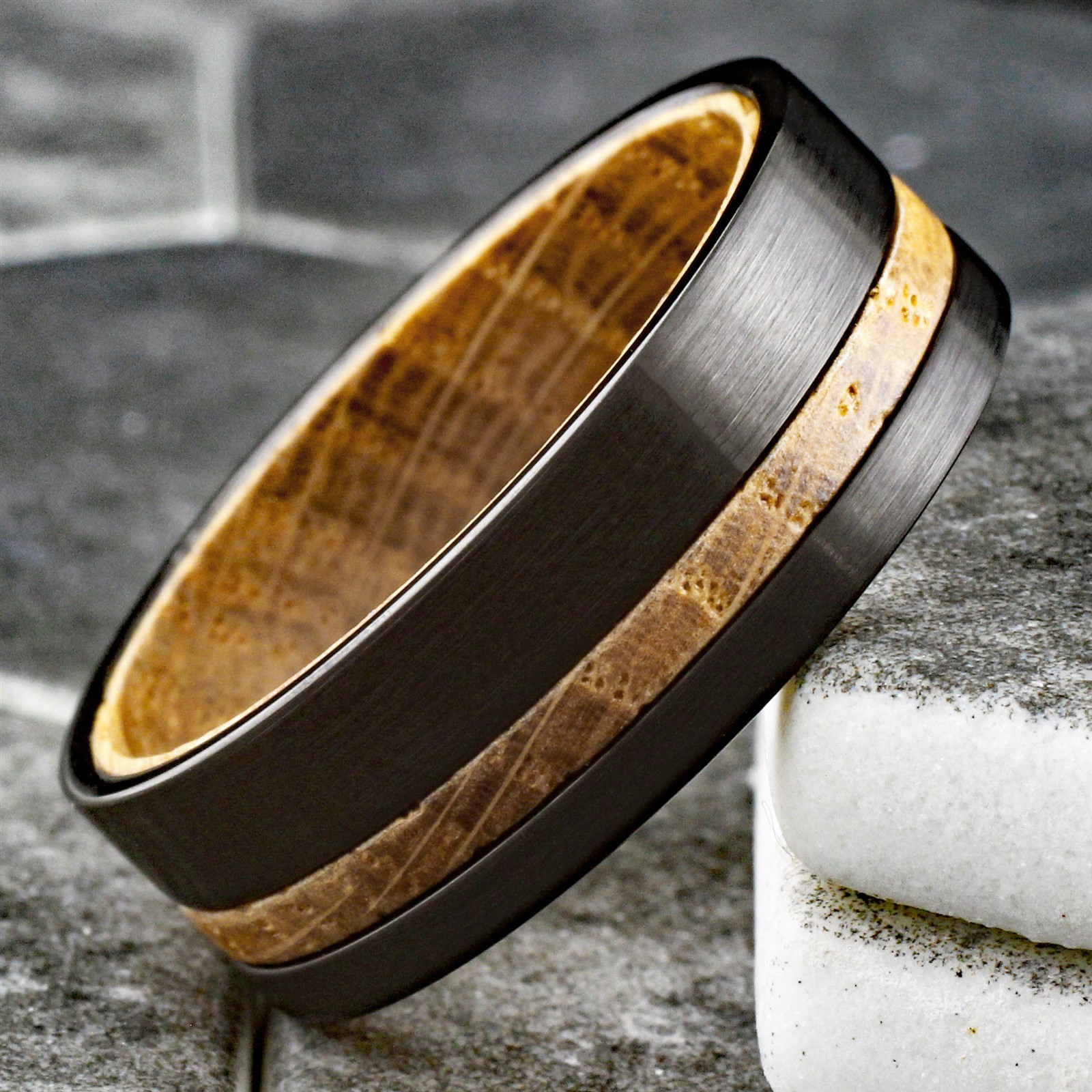 8mm Men’s Black Brushed Tungsten Carbide-Whiskey Barrel Wood Wedding Band Ring