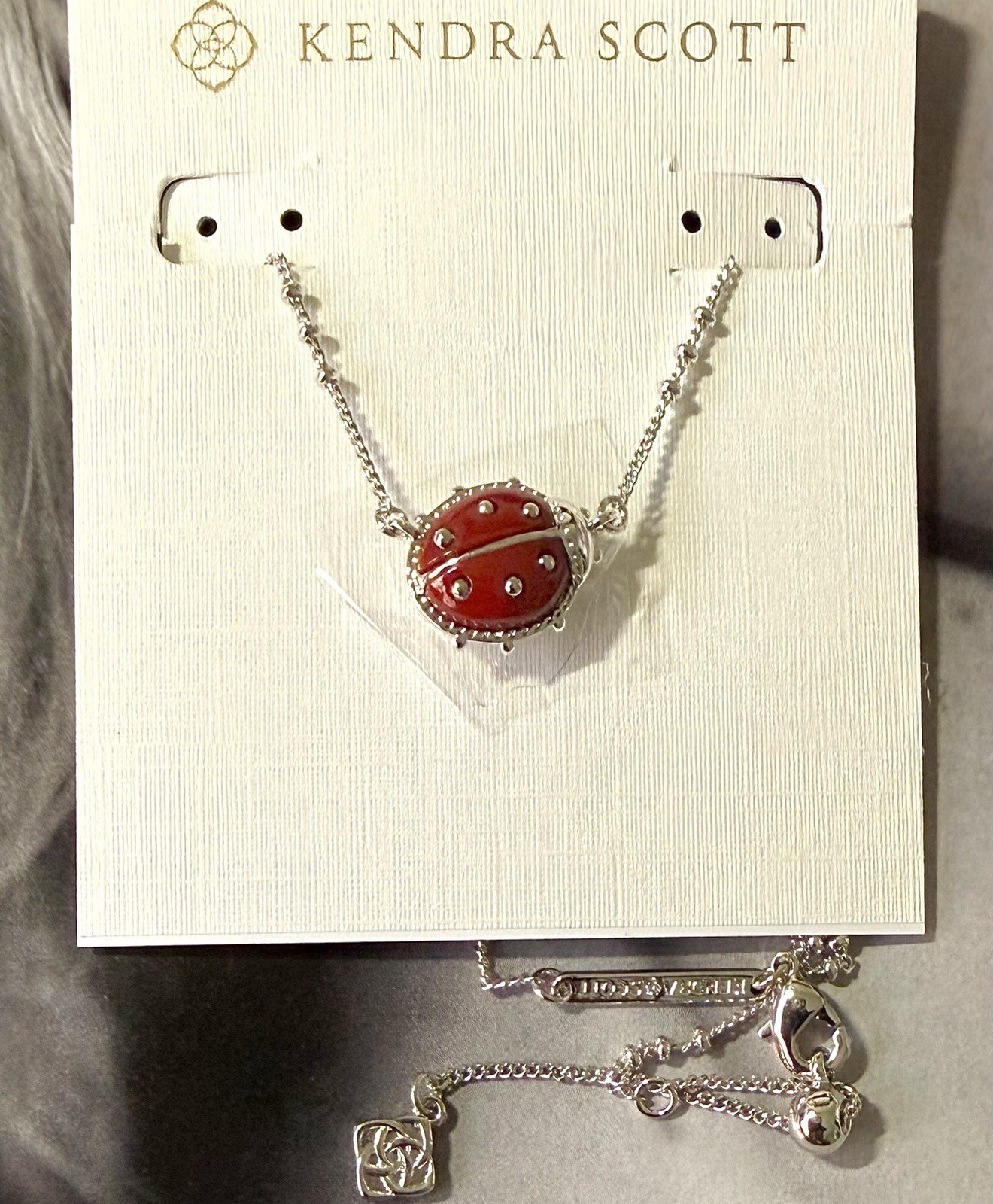 💚🐞NEW Kendra Scott 💚🐞”Sliver” Red Ladybug Short Pendant Necklace