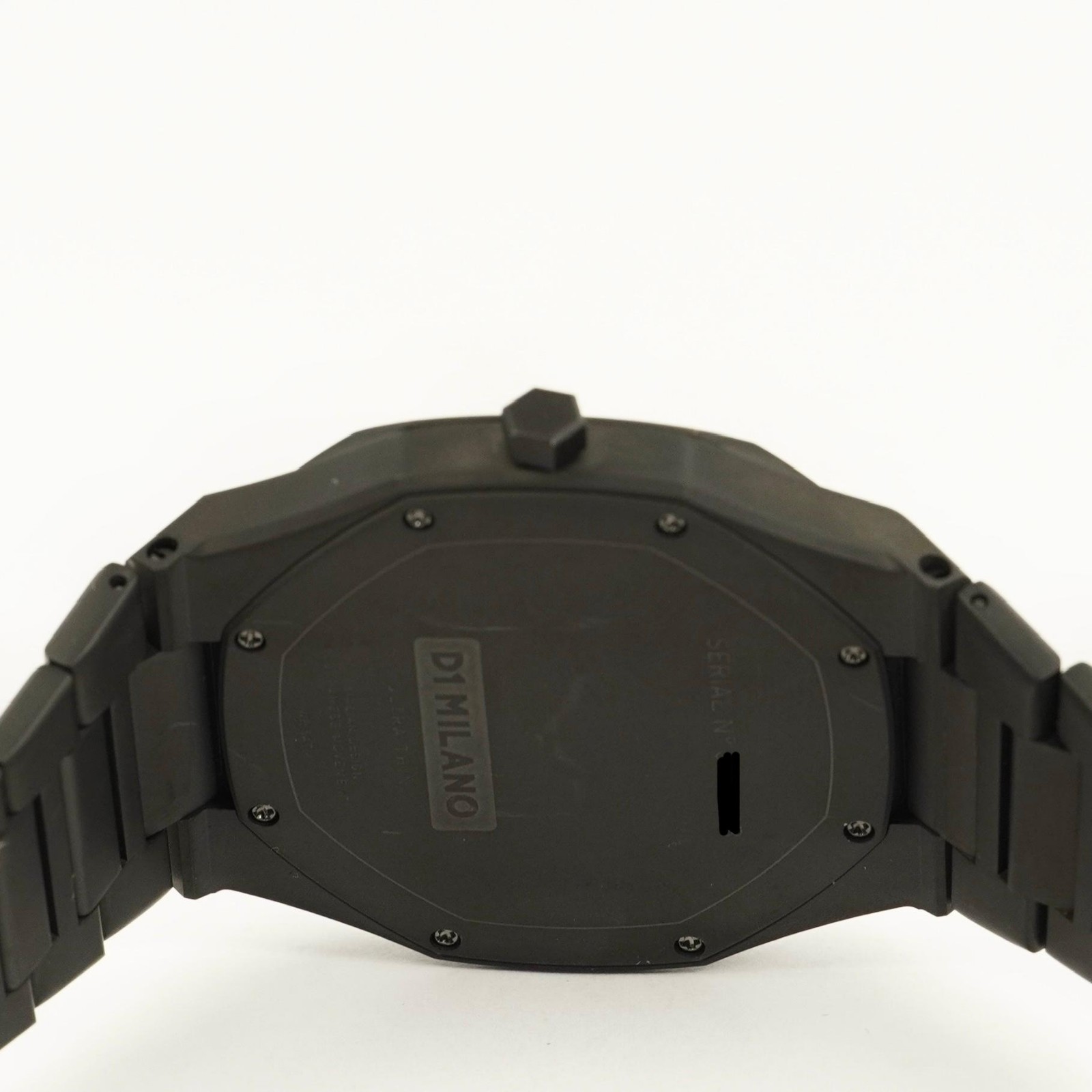 D1 Milano Antracite Ultra Thin Bracelet Watch 40mm – D1-UTBJ22