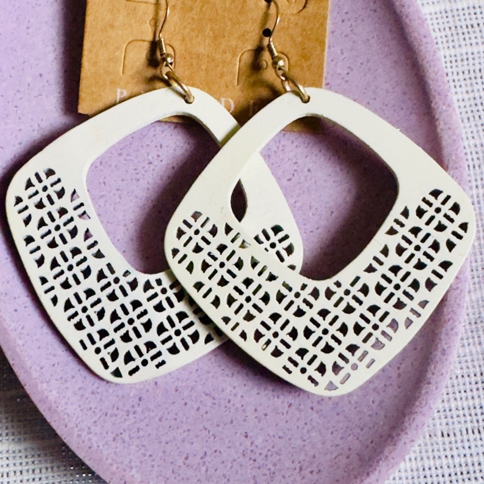 Plunder White Geometric Earrings with Intricate Cutouts