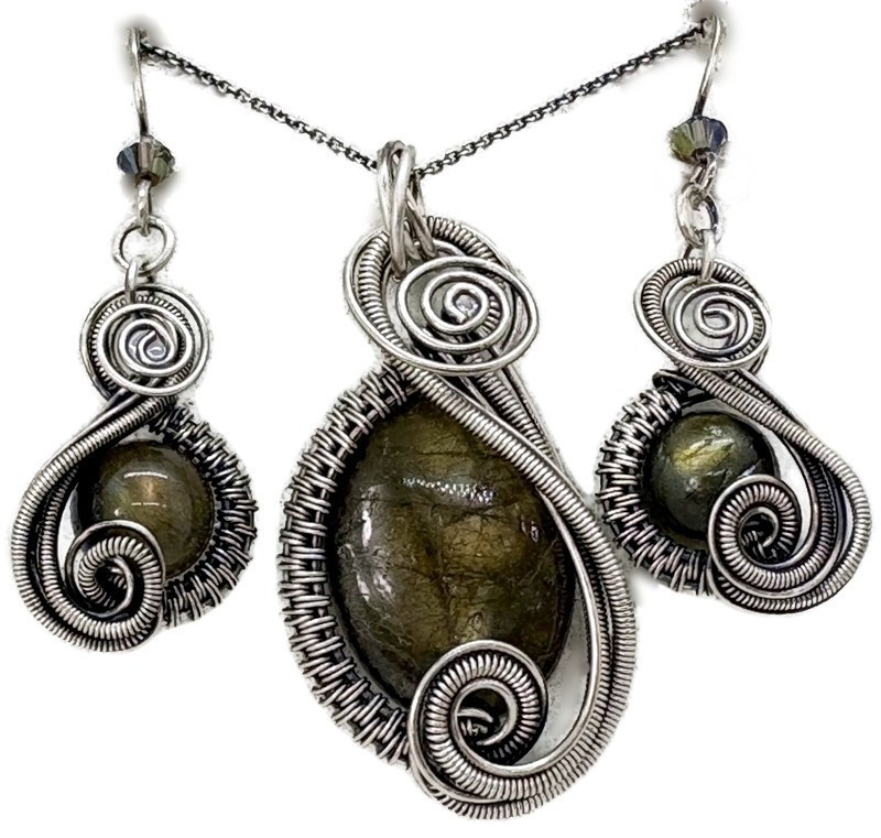 Labradorite and Sterling Silver Necklace and Earrings Set with Swarovski Crystal