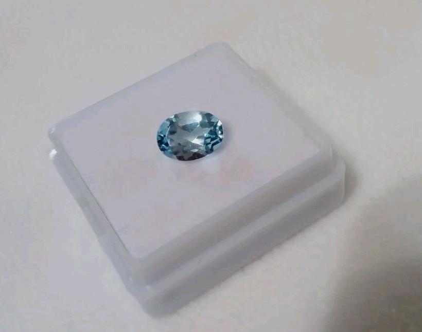 Sky Blue Topaz 1.50 ct 8x6mm Oval Natural Brazil Gemstone