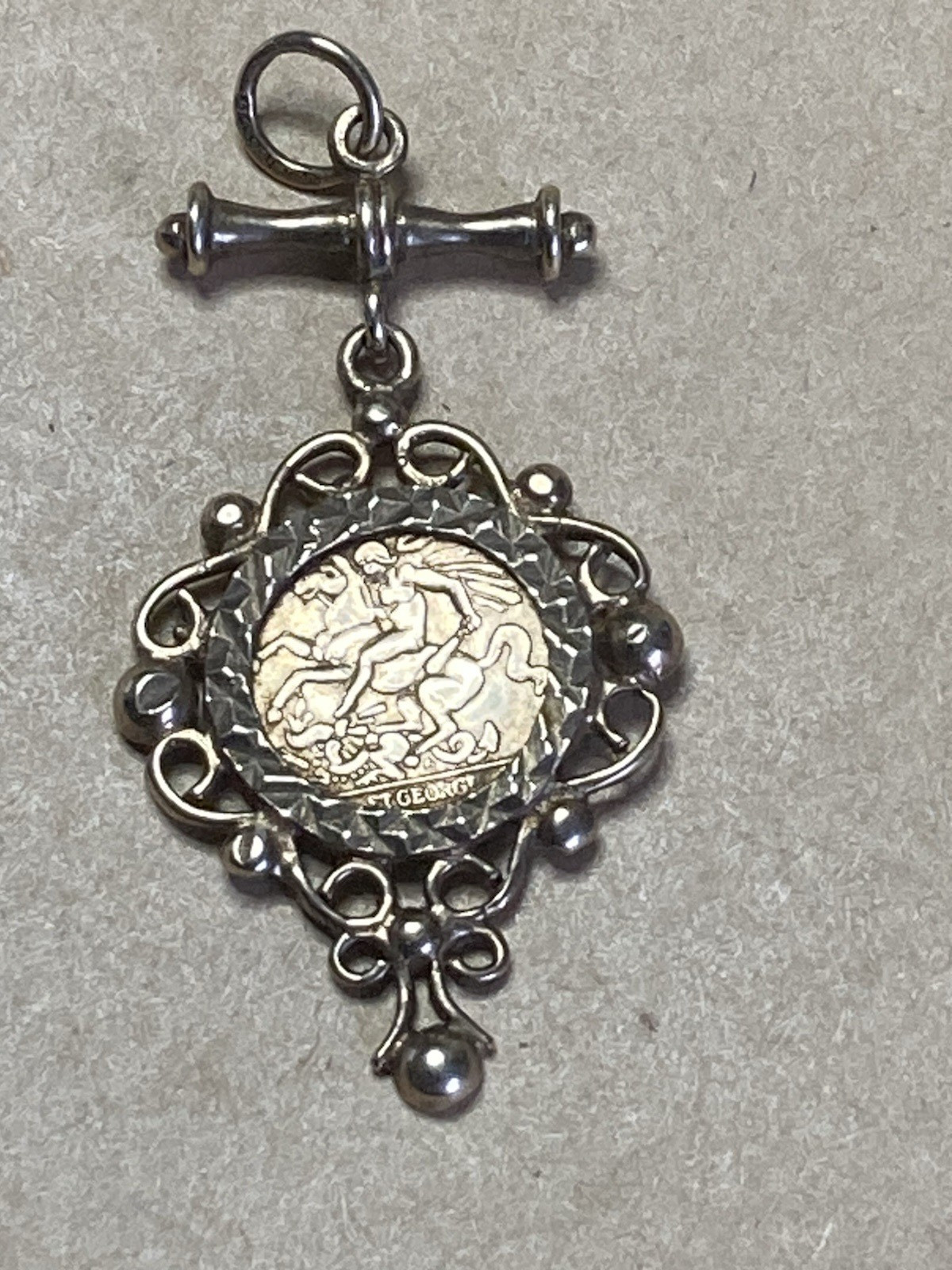 Gold Pendant 2.15 grams. 9 carat