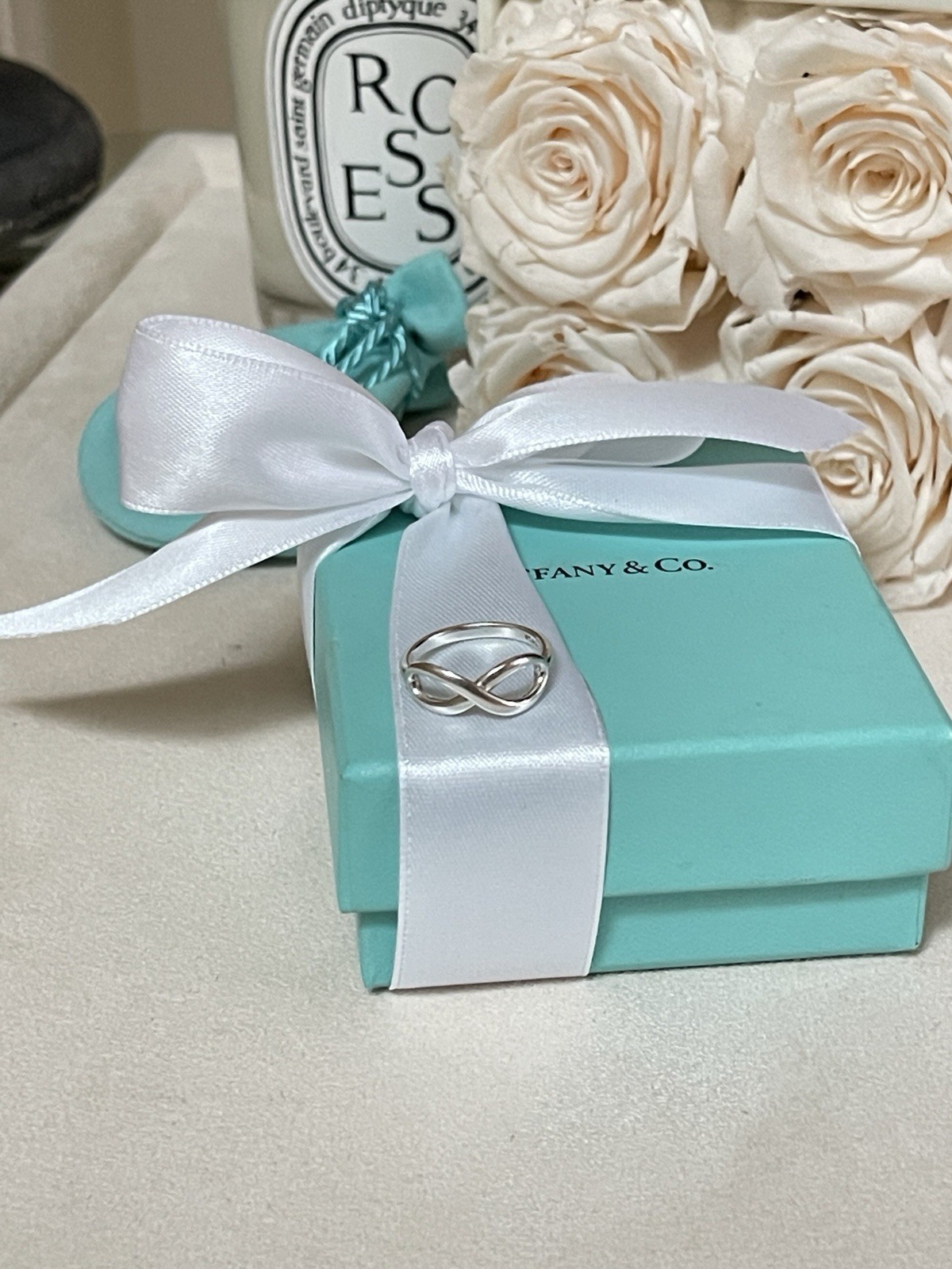 Tiffany & Co. Infinity Silver Ring size 5.5 $415 in Tiffany Blue Box