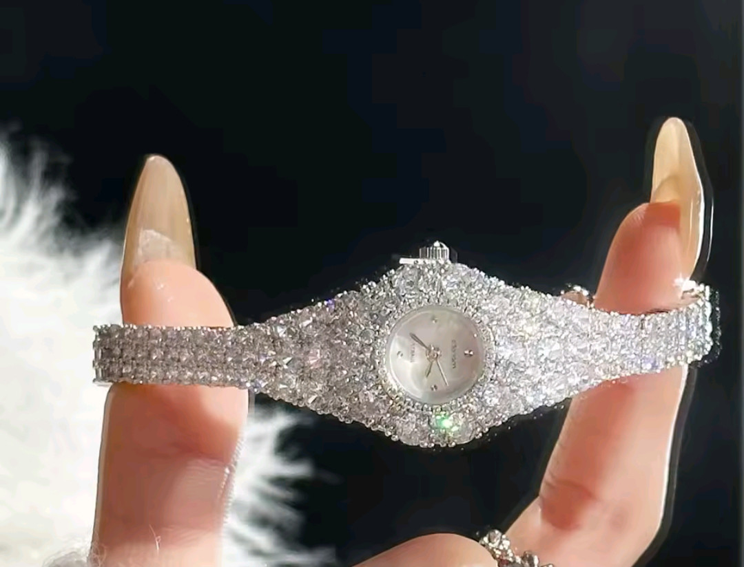 Beautiful Elegant Full Zircon White Luxury Watch for Women Bling Bling