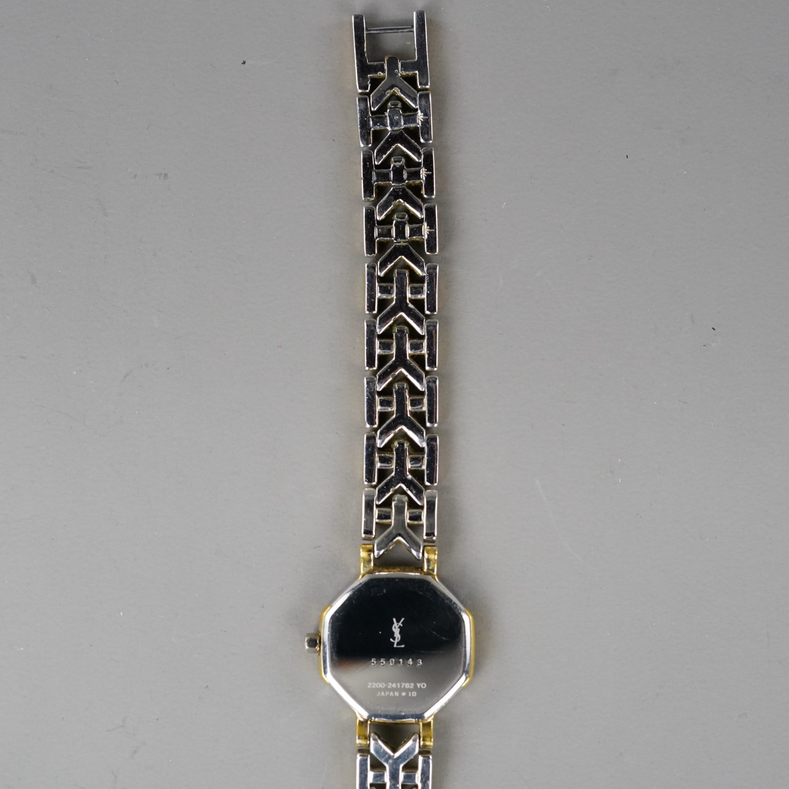 Yves Saint Laurent Vintage Women’s Watch 2200-241762 Gold 23mm New Battery