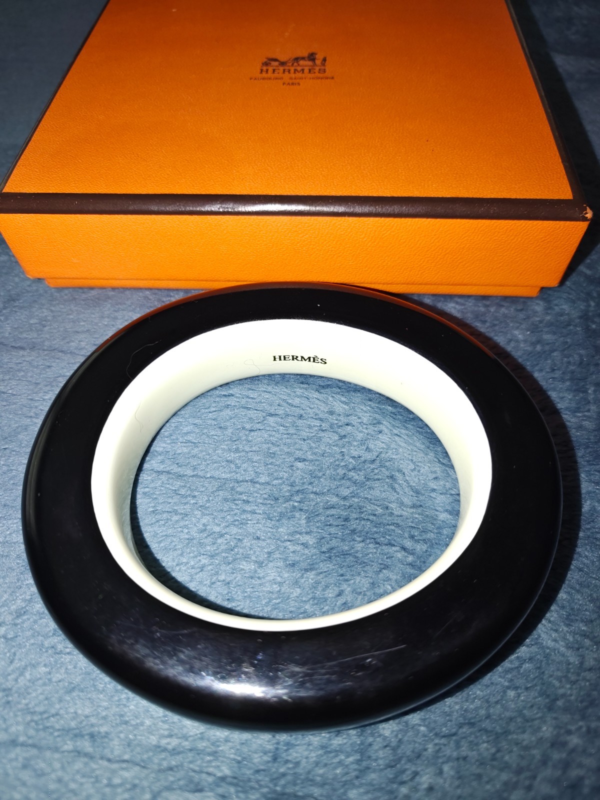 Hermès bracelet women black white classic minimalism