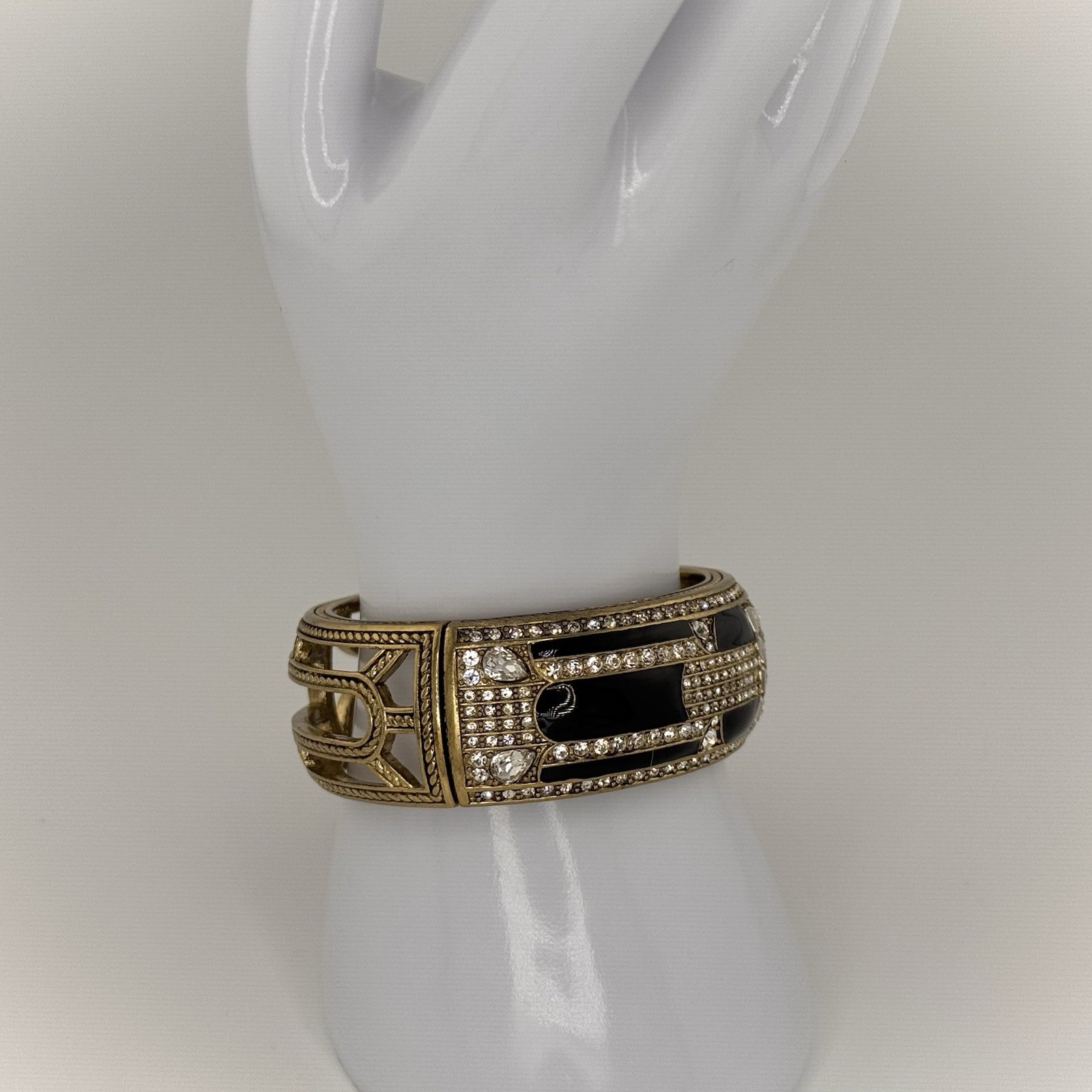 Heidi Daus “To Tie For” Signed Swarovski Crystal Hinge Bangle *Rare*
