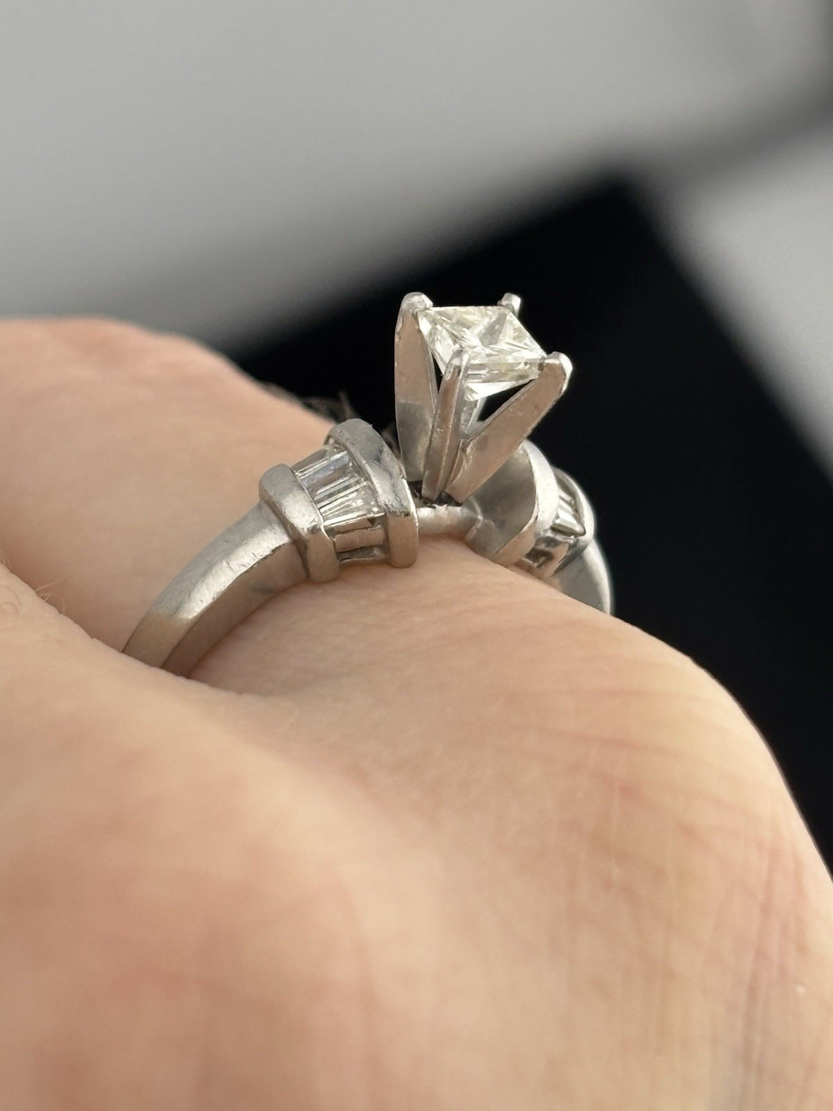 Estate 950 Platinum Princess Cut Diamond Engagement Ring w Tapered Baguette sz 7