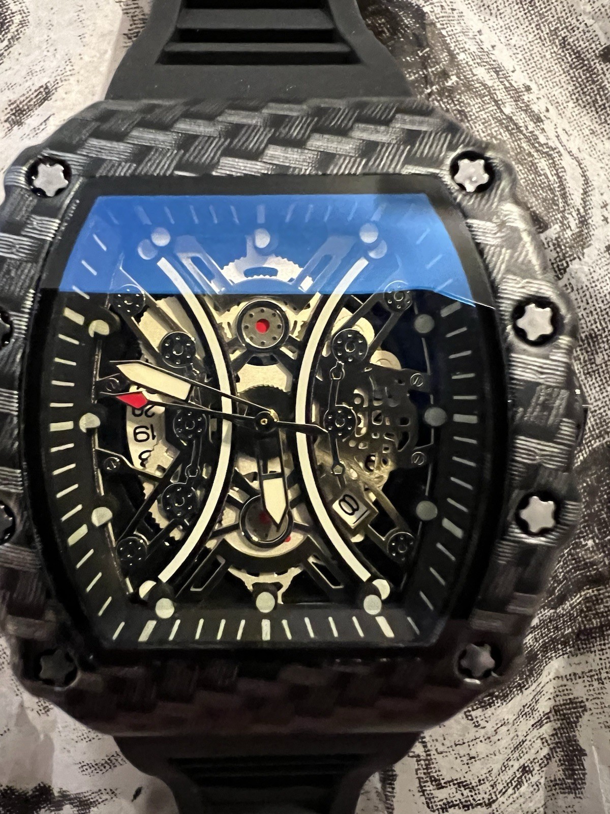 Men’s Skeleton Analog Tonneau Watch Carbon Fiber Black Case Black Rubber Strap