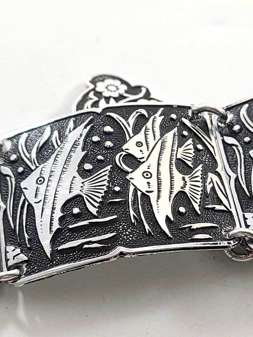 VTG Silver Tone & Black Angel Fish Aluminum Panel Bracelet W. German Free Ship