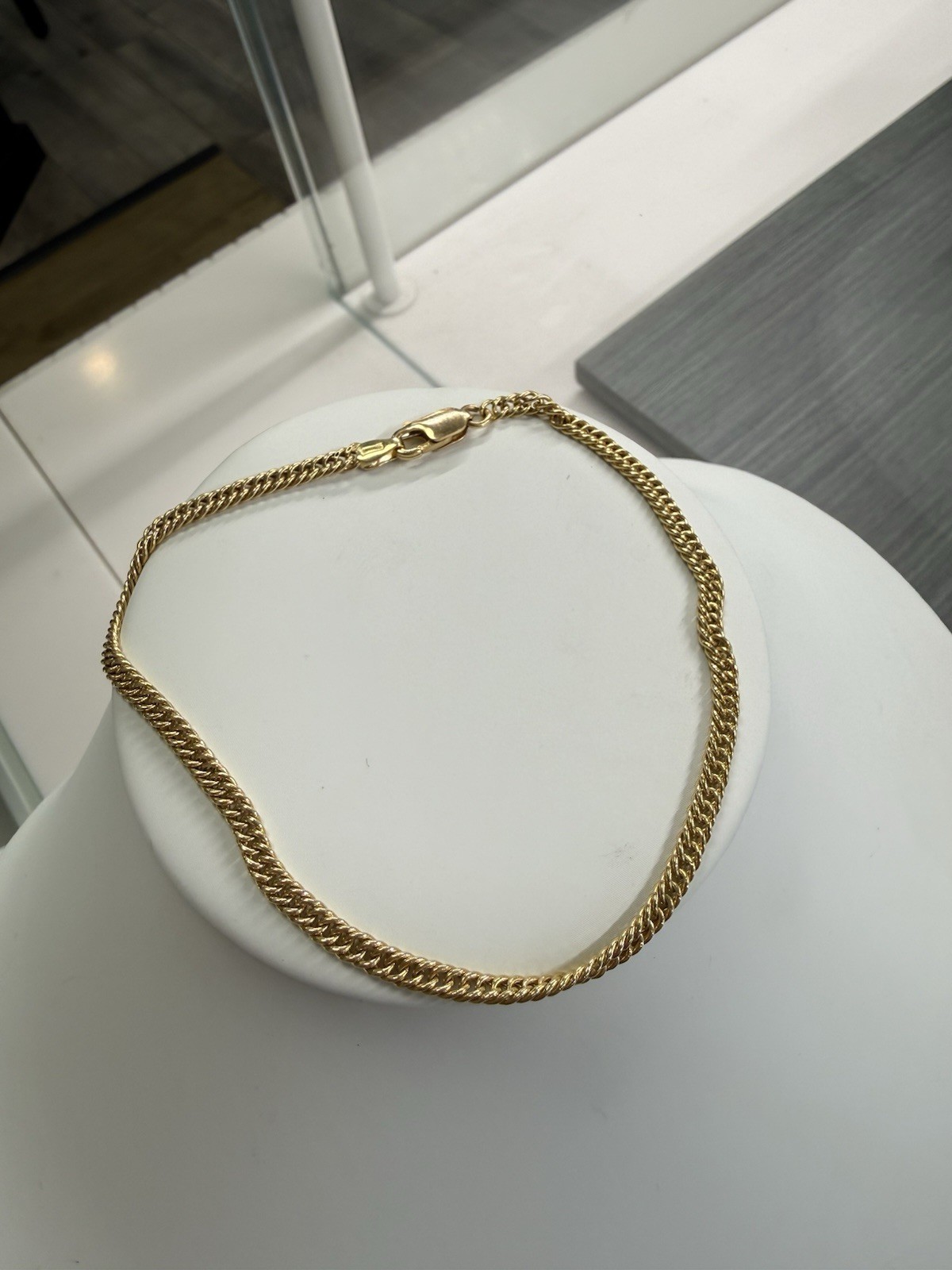 Yellow Gold Double Curb Link Bracelet 9” 3MM- 18KT (Hollow)