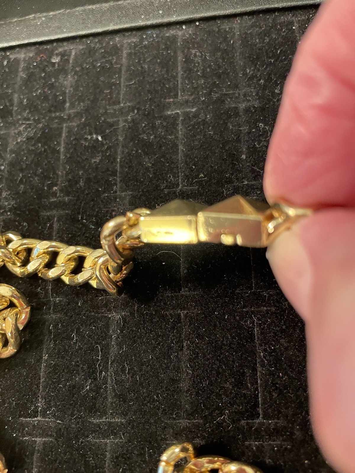 Fallon ? 36″ Heavy Goldplated Chain Necklace Magnetic Closure Cuban Link Style