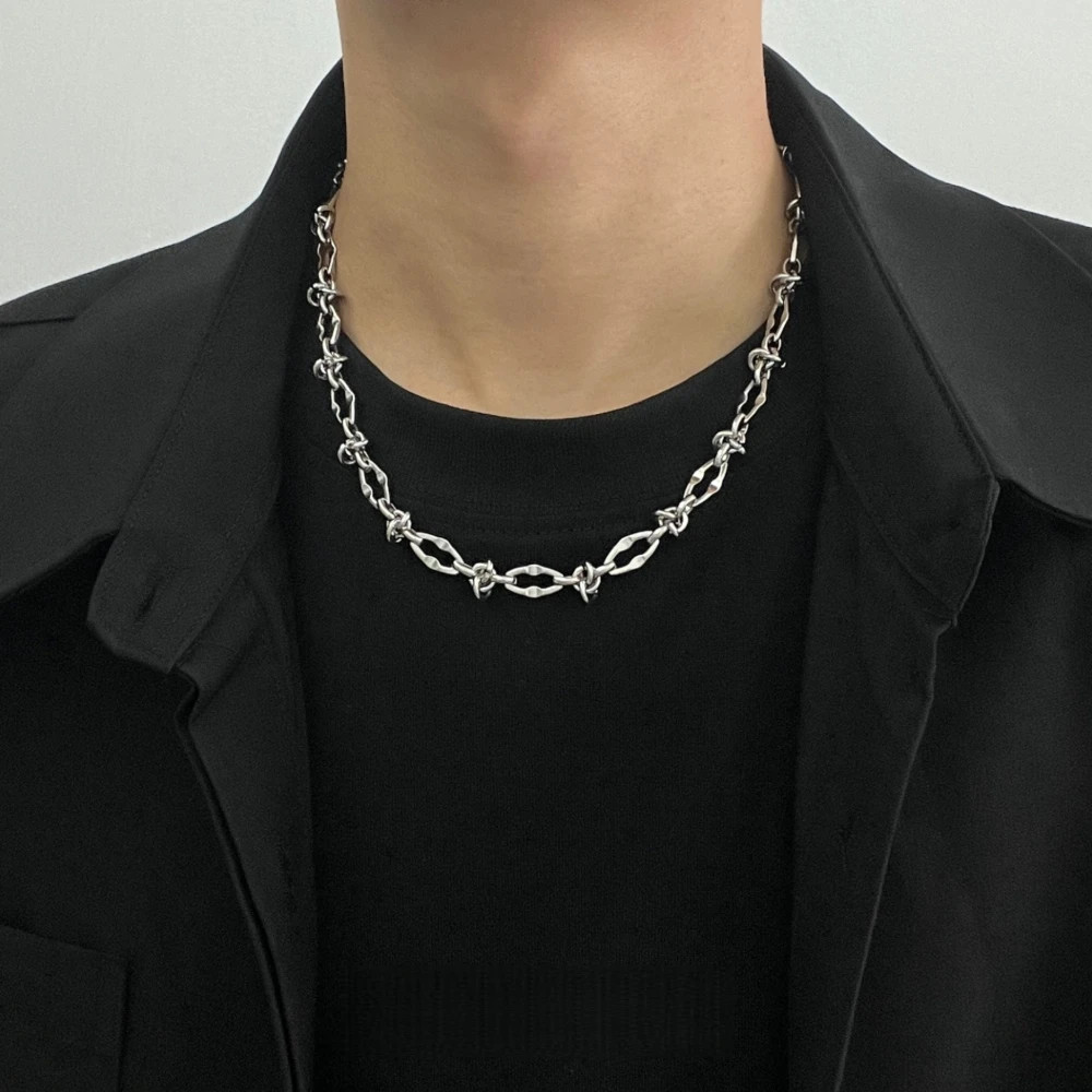 New Hip Hop Thorn Knot Necklace For Man Woman Non Fading Titanium Steel Clavicle