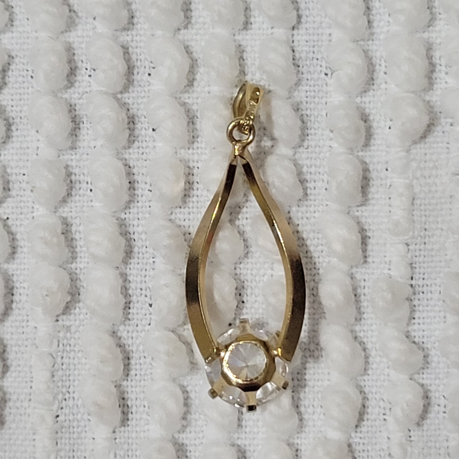 Vintage 1/20 14k G.F. Gold Filled Pearl Teardrop Pendant – 1.7 grams
