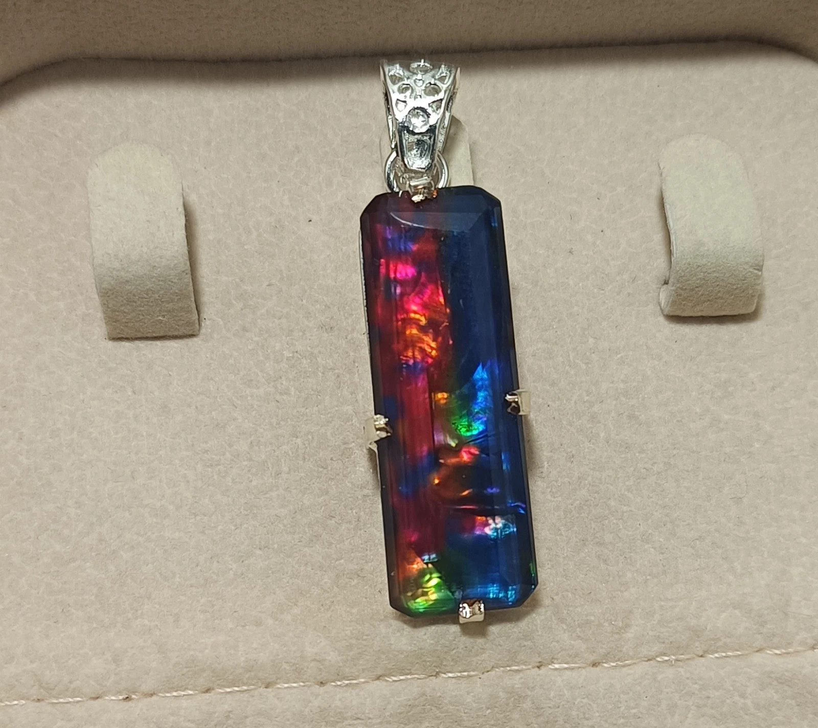 Certified 82.6 Ct Natural Ammolite 925 Silver Emerald Cut Pendant Loose Gemstone