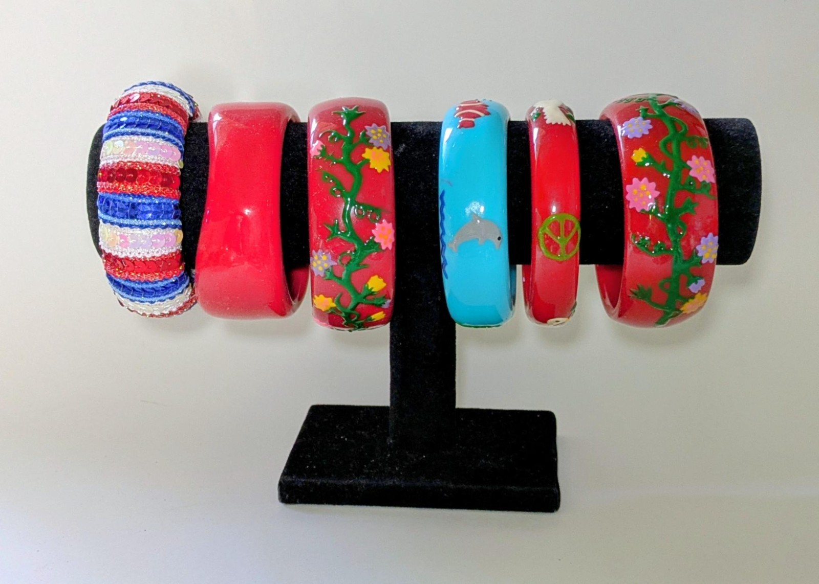 Bulk Lot Assorted Fashion Bangles Bracelets Mixed Colors Wooden Metal 30 pc