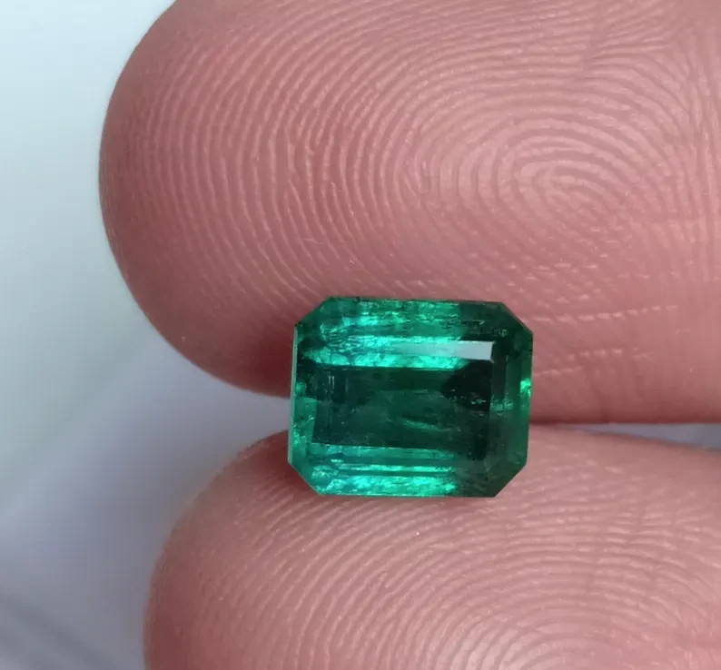 Fine Quality Zambia Emerald Octagon Faceted Certified Loose Stone 1.88 Ct