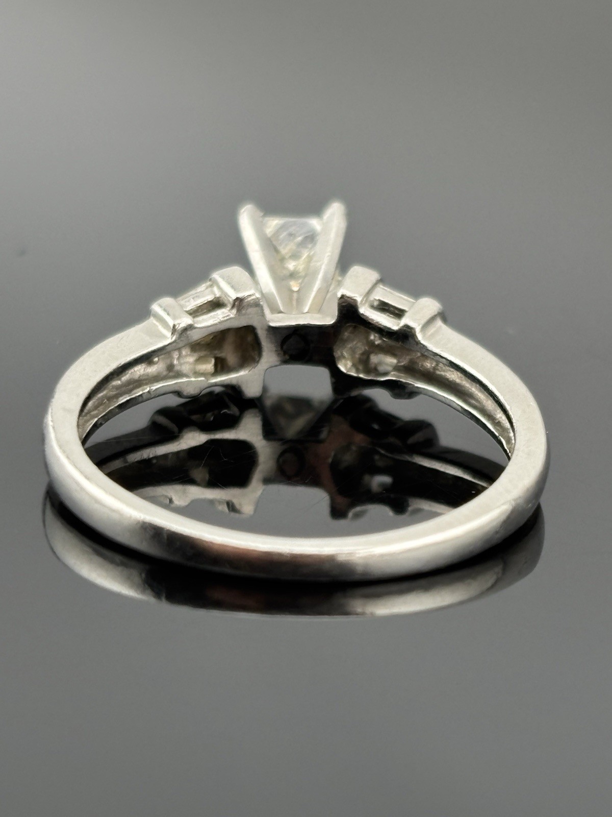 Estate 950 Platinum Princess Cut Diamond Engagement Ring w Tapered Baguette sz 7