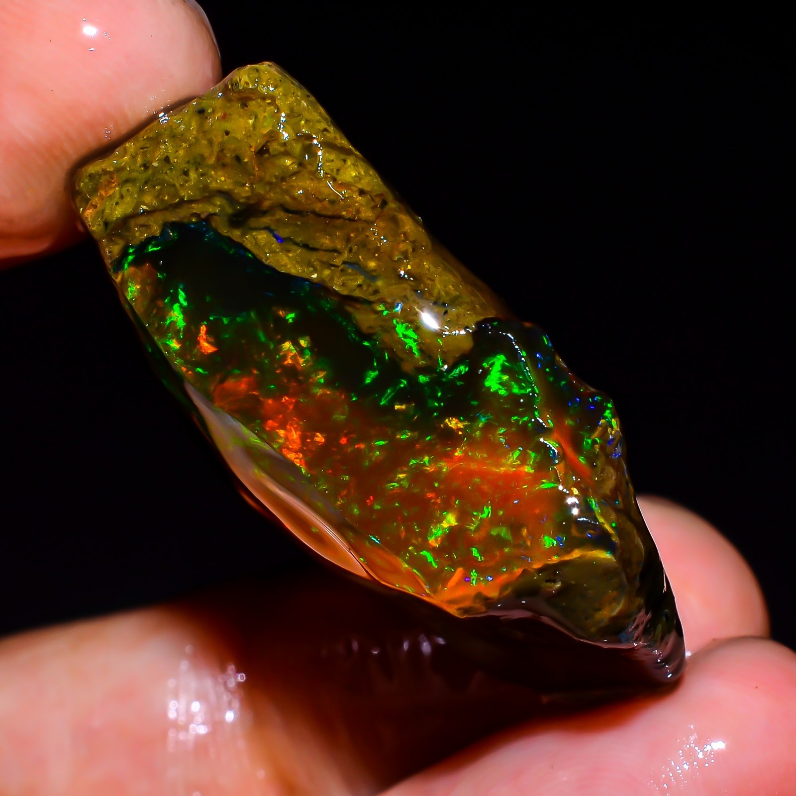 36.50 Ct Fire Opal Ethiopian Natural Oil Rough Gemstone For Jewelry 34x19x12 mm