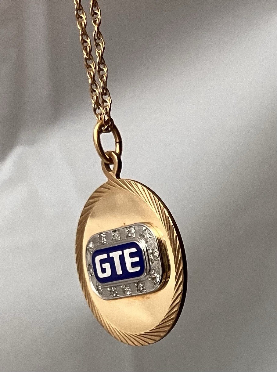 Vintage 10K Gold Filled GTE Diamond Pendant Necklace w 12K GF Chain 12 Stones 7g