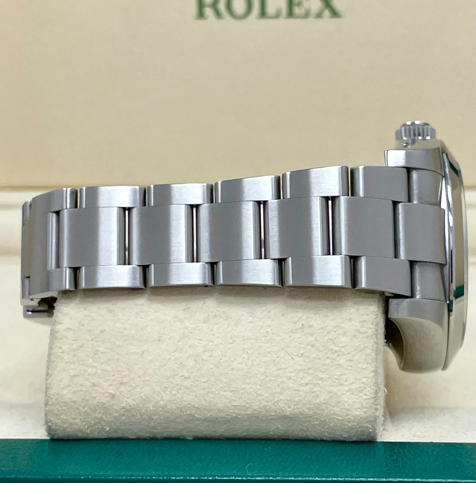 ROLEX AIRKING 116900 SPORTS WATCH 2021 FULL SET BLACK DIAL 40MM