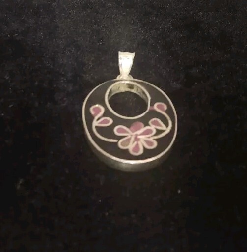 Solid Sterling 925 Oval Cut Out Black &Maroon Red Enamel Filigree Pendant 6.80G