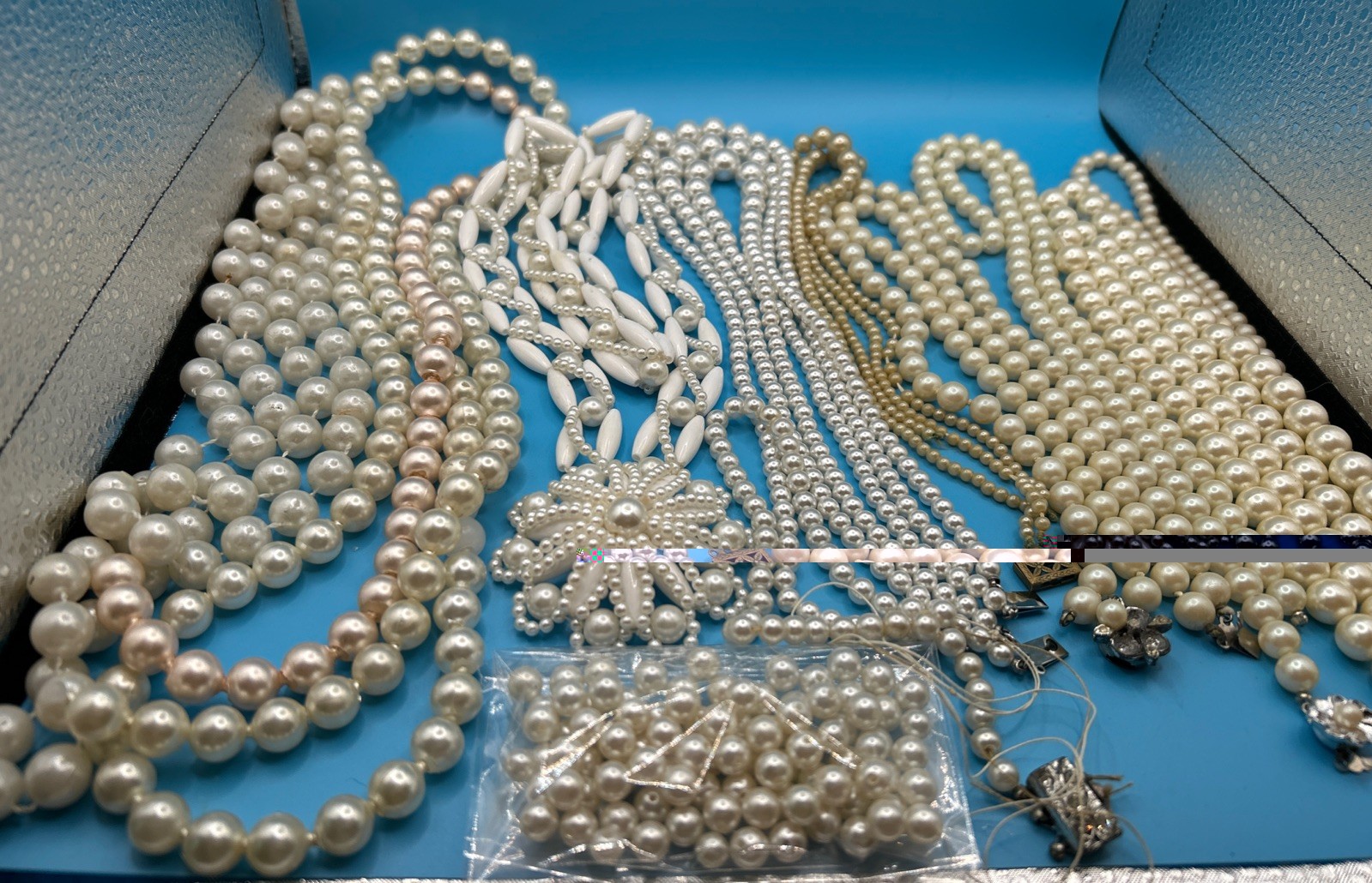 Lot Of 11 Vintage Mixed Strands Of Estate Faux Pearls (see Description)
