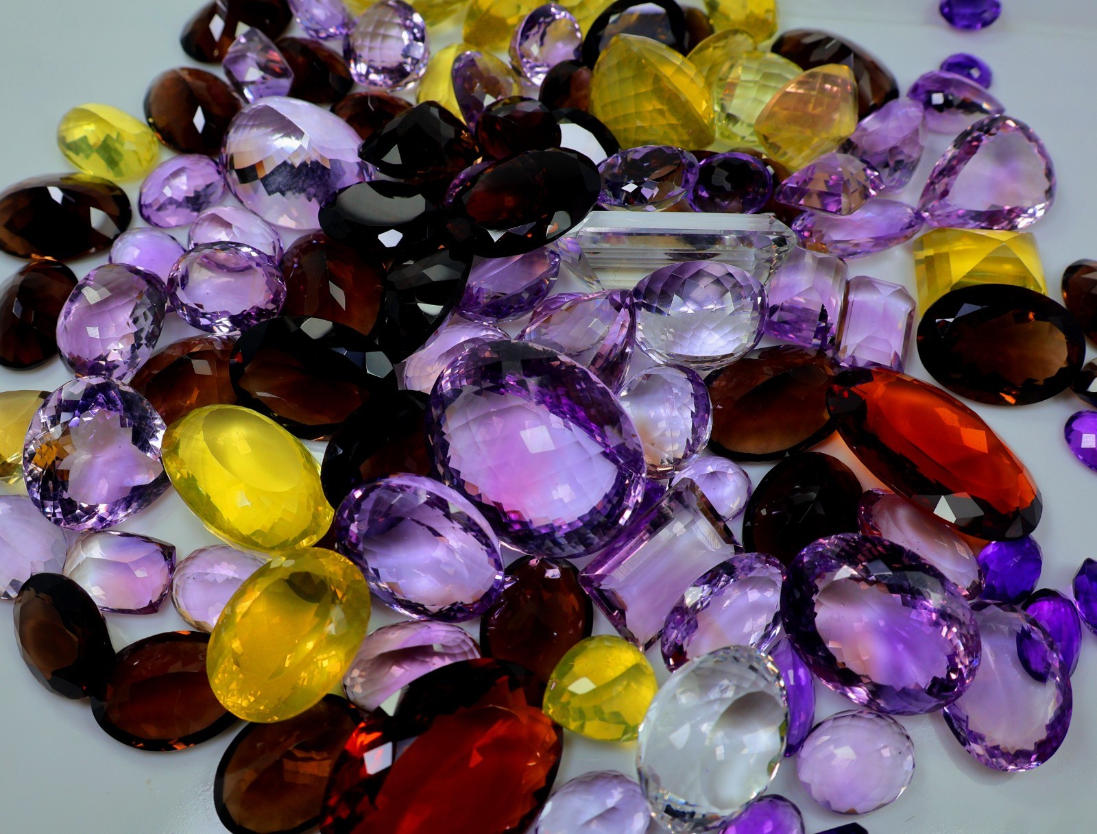 100 Crt Wholesale Lot Natural All Kind Semi Precious Mix Faceted Loose Gemstone