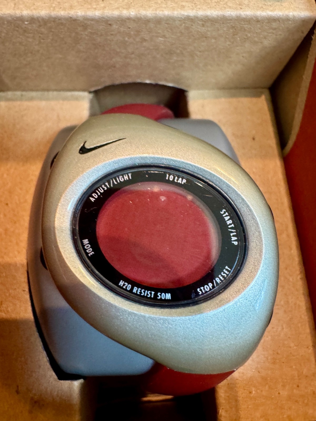 NWT Nike Triax 10-Regular Berry Jam / Ivory WR0006 105 Running 1010