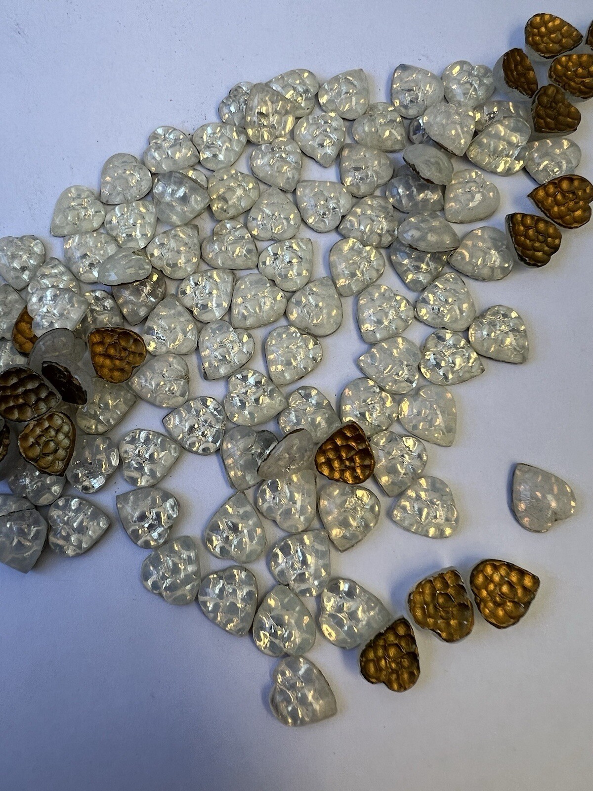 11×10 MM WEST GERMAN VINTAGE OPAL HEART FOILED SEMI FLAT BACK 72 Pcs)