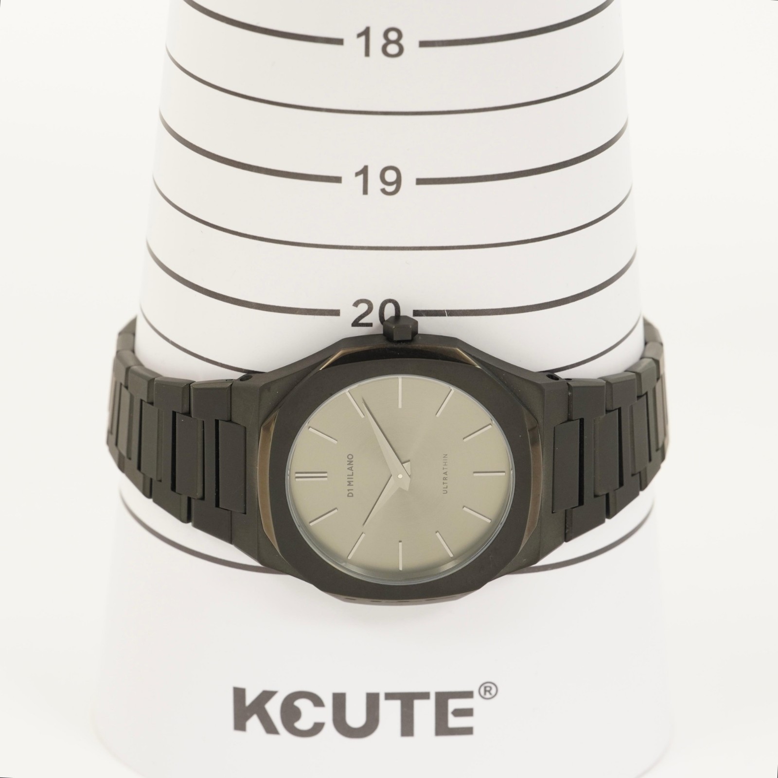 D1 Milano Antracite Ultra Thin Bracelet Watch 40mm – D1-UTBJ22