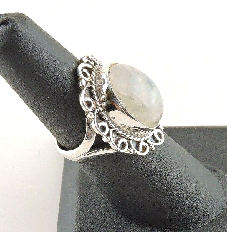 Sterling Silver 14 ct Oval Moonstone Ring