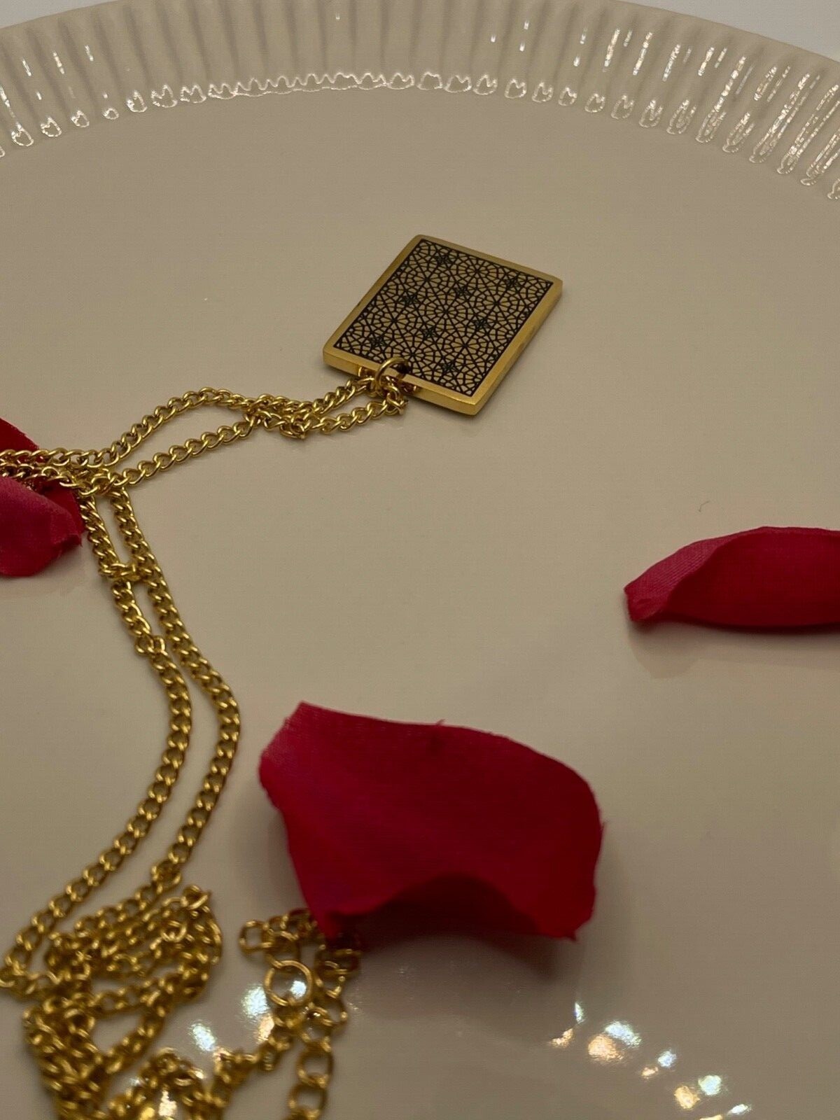 Islamic art inspired pendant necklace, Length: 20 Inch / 50 cm, Tarnish free