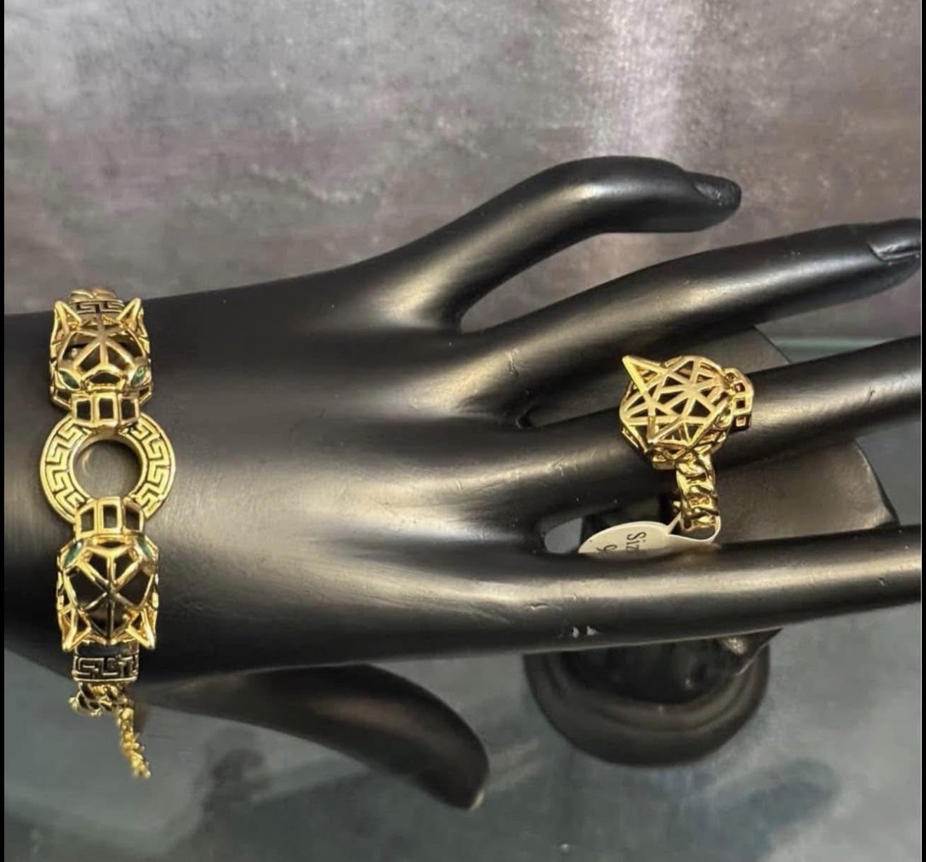 Elegant top quality gold tone none fade none tarnished bracelet and ring size 10