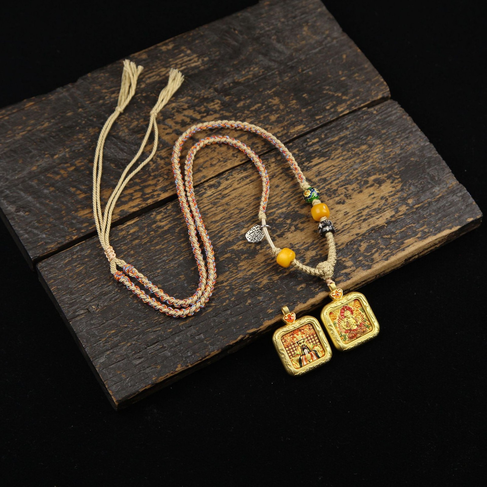 Tibetan Painted Thangka Eight Patron Saints Body Protection Necklace for Men